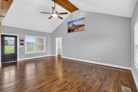 109 Oak Drive Portland TN 37148