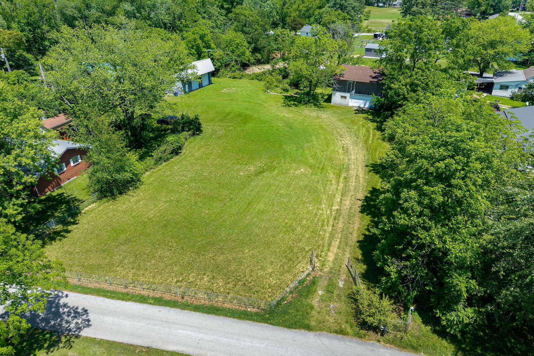 214 5th Ave, S Baxter TN 38544