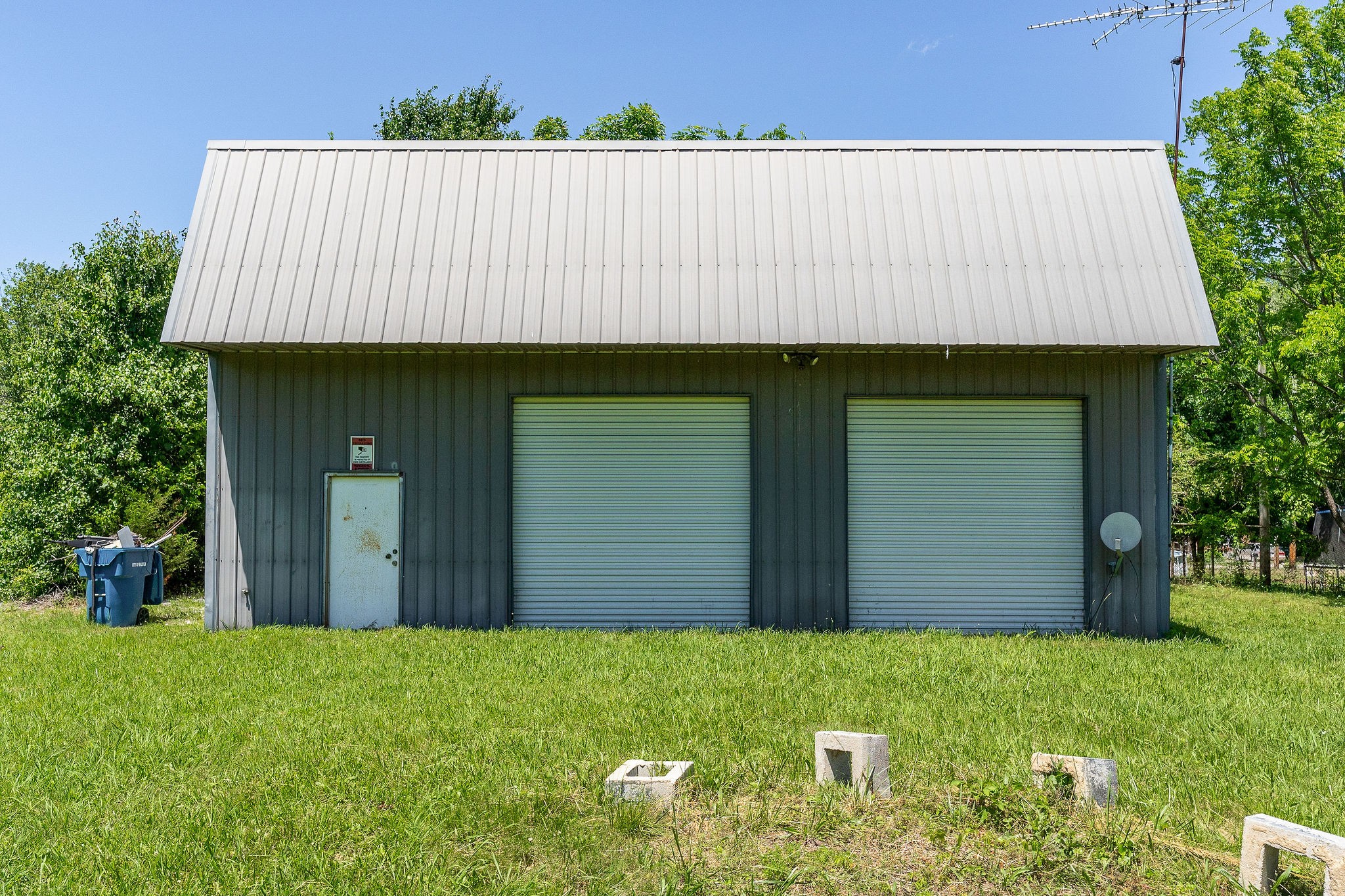 214 5th Ave, S Baxter TN 38544