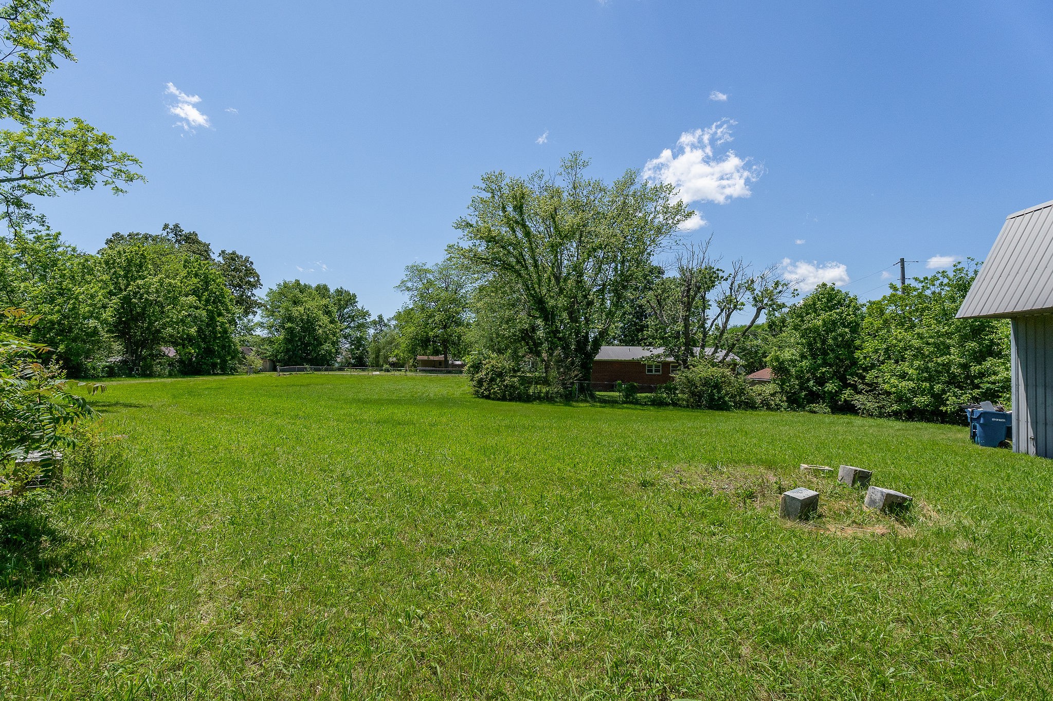 214 5th Ave, S Baxter TN 38544
