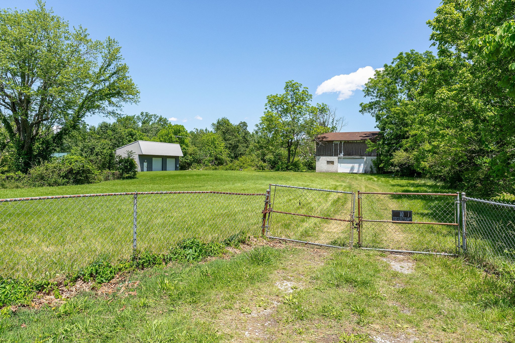 214 5th Ave, S Baxter TN 38544