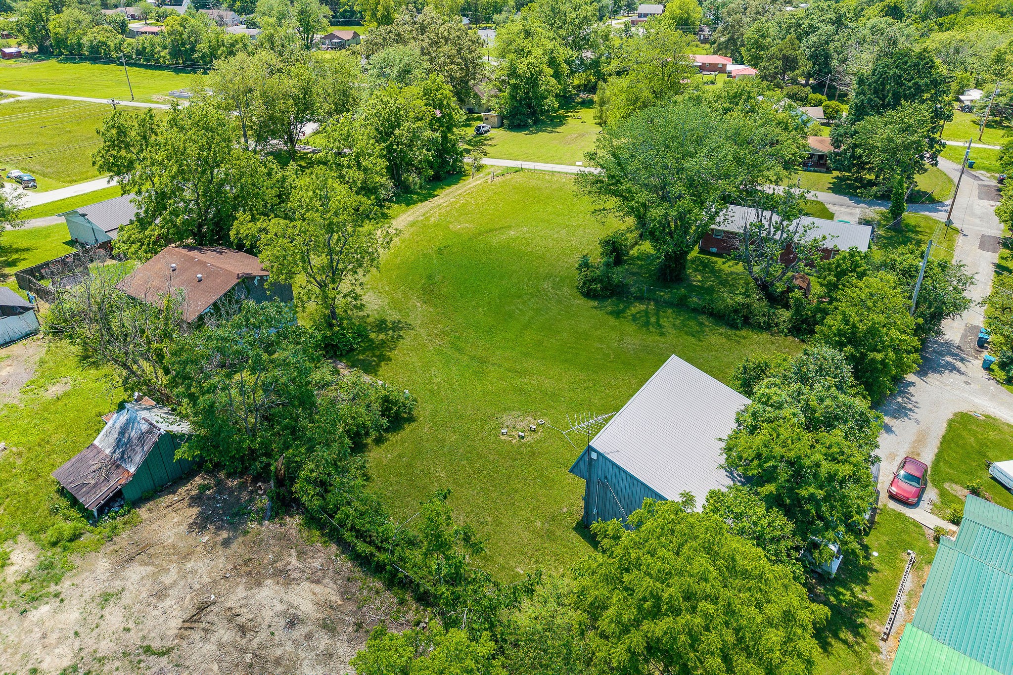 214 5th Ave, S Baxter TN 38544