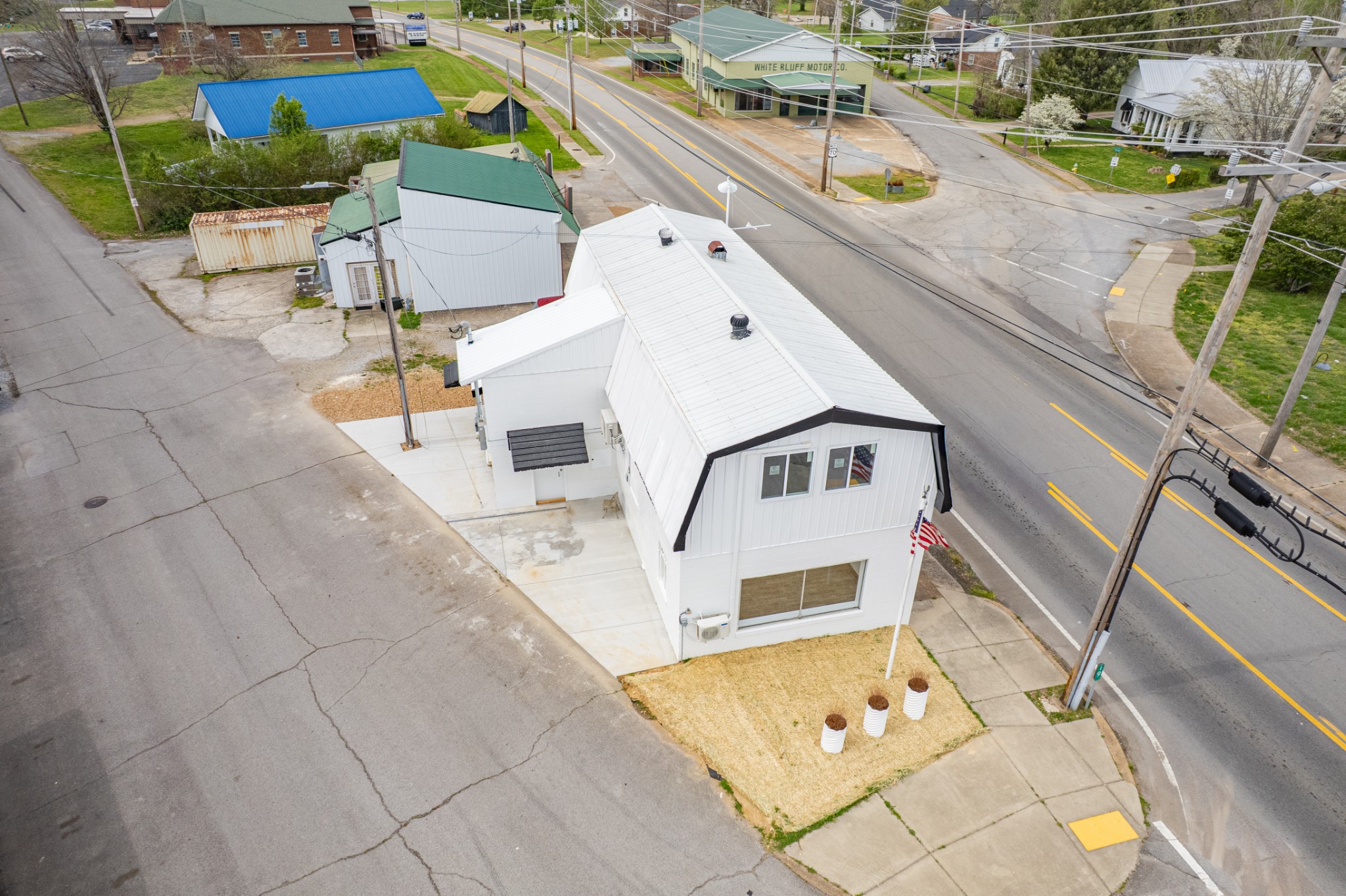 4450 Highway 70, E White Bluff TN 37187