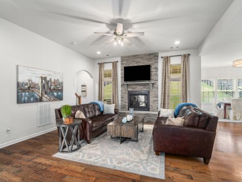 6817 Pleasant Gate Lane College Grove TN 37046