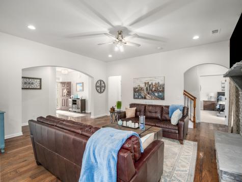6817 Pleasant Gate Lane College Grove TN 37046