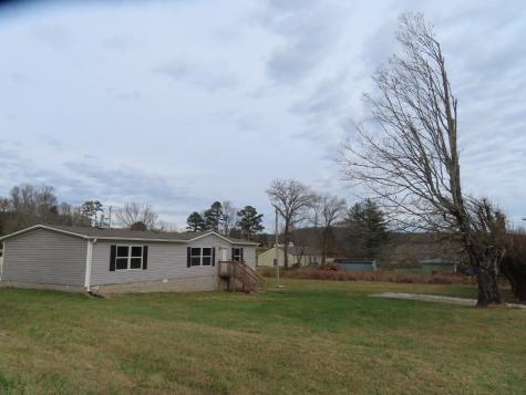 355 7th Street Tracy City TN 37387