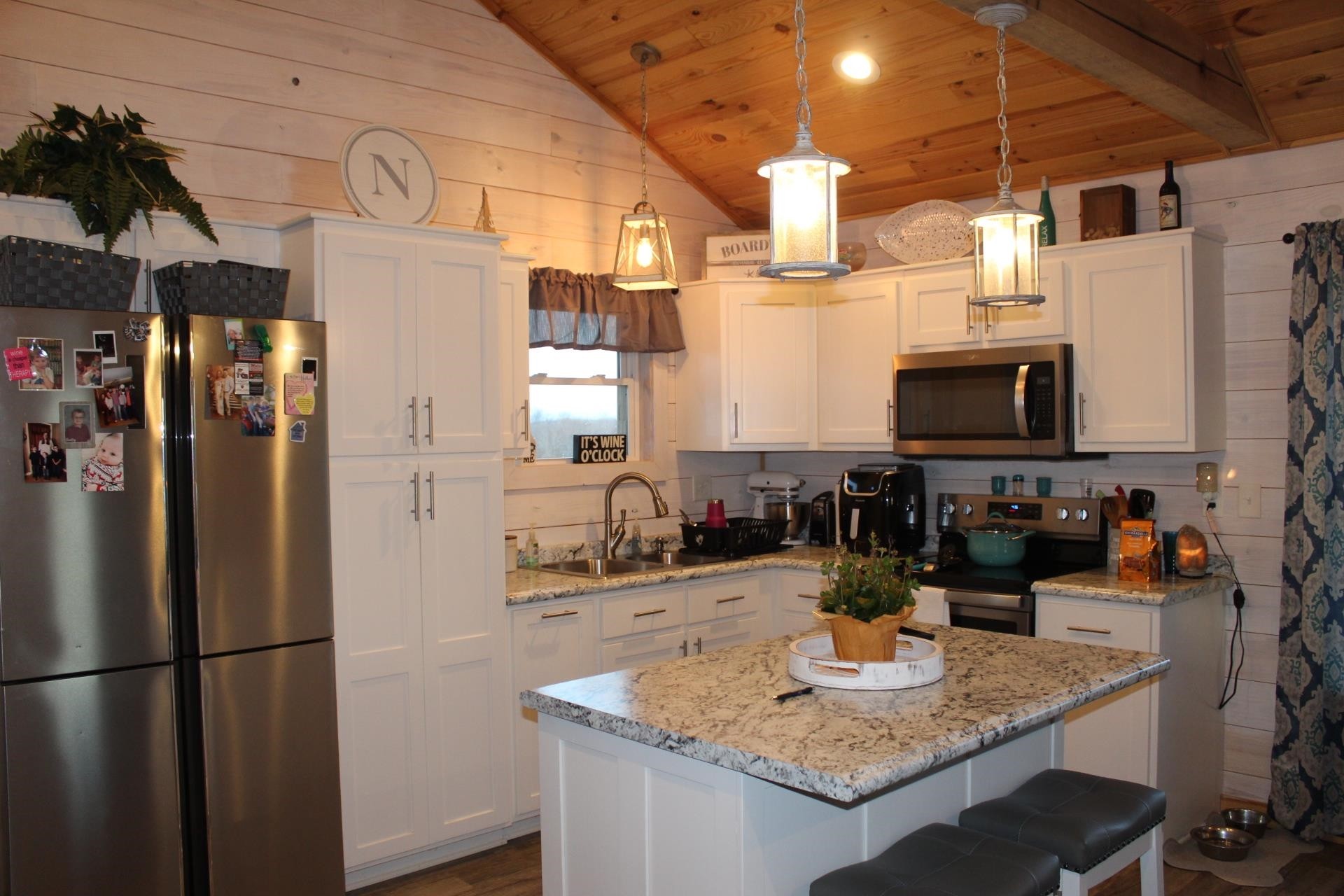 2355 Catfish Lane Lane Crump TN 38327