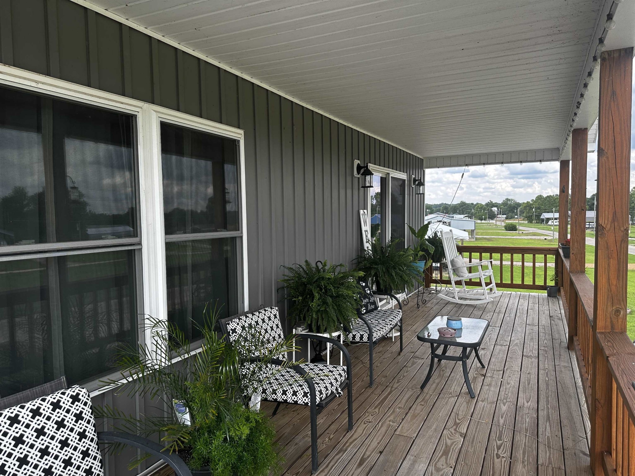 2355 Catfish Lane Lane Crump TN 38327