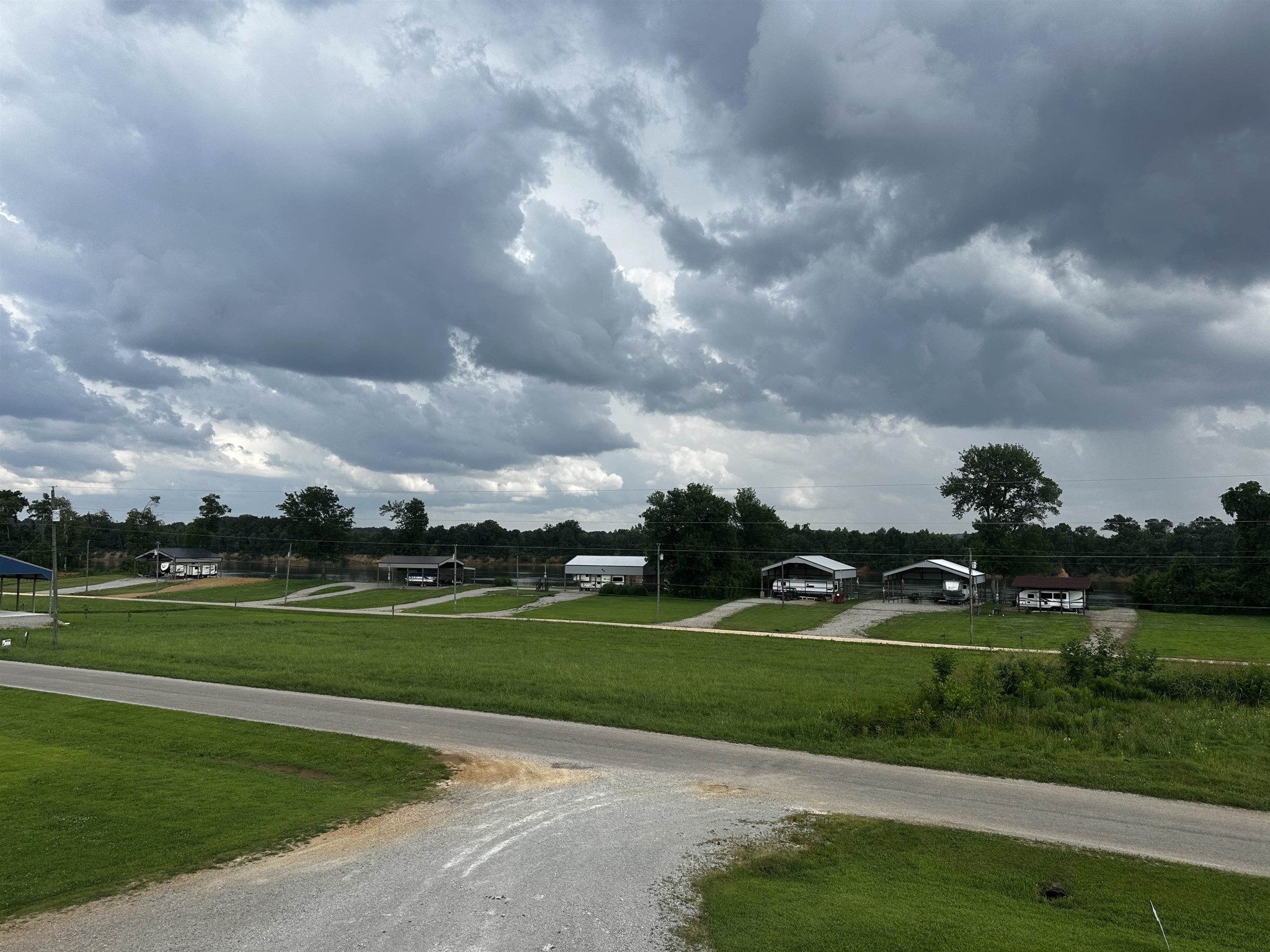 2355 Catfish Lane Lane Crump TN 38327