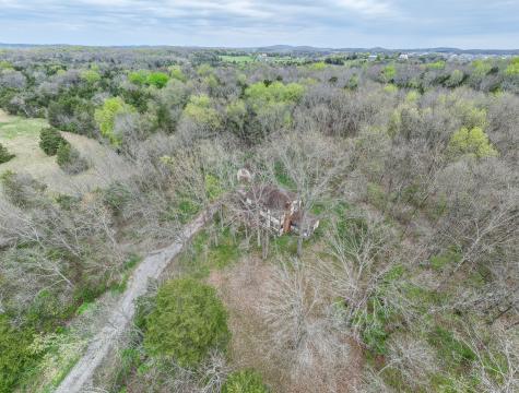 2071 Leeville Road Mount Juliet TN 37122