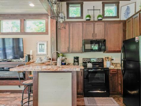 476 Deer Lick Trail Monteagle TN 37356