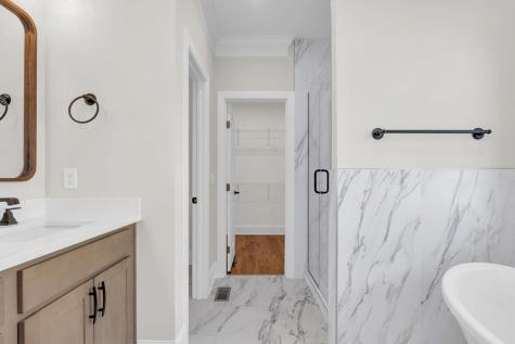 2206 Peterson Drive Chattanooga TN 37421