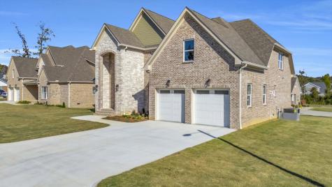 2206 Peterson Drive Chattanooga TN 37421