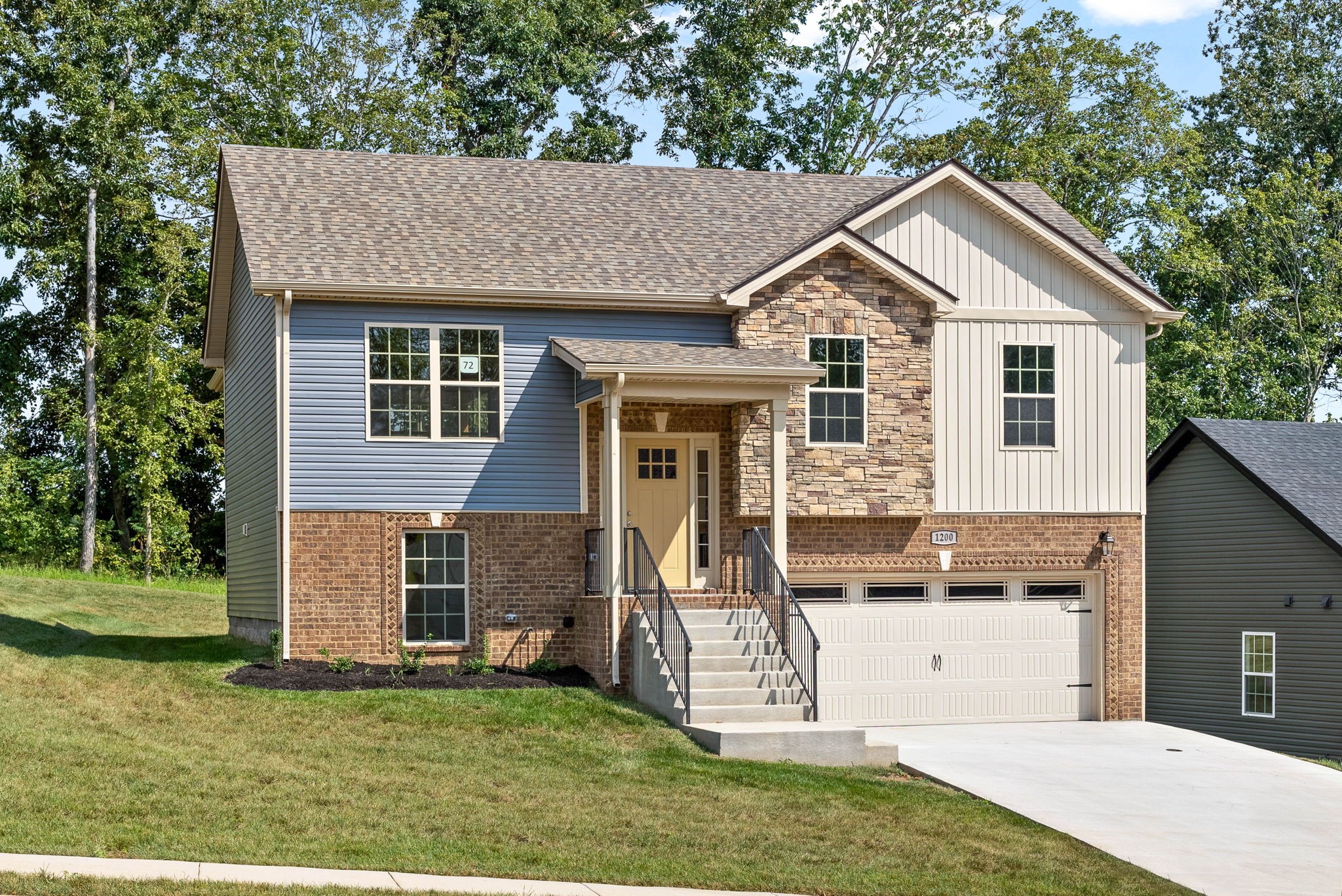 72 Cardinal Creek Clarksville TN 37042