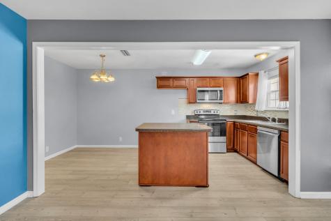 4035 Rg Buchanan Drive La Vergne TN 37086