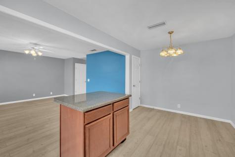 4035 Rg Buchanan Drive La Vergne TN 37086