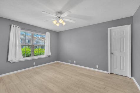 4035 Rg Buchanan Drive La Vergne TN 37086
