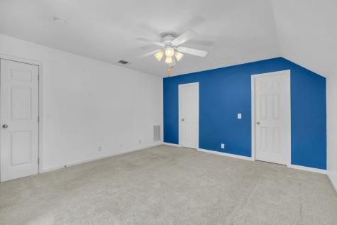 4035 Rg Buchanan Drive La Vergne TN 37086