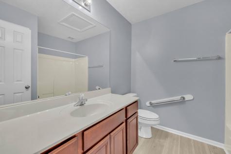 4035 Rg Buchanan Drive La Vergne TN 37086