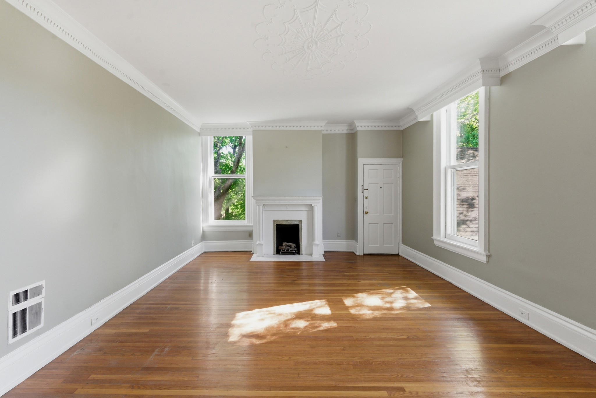 444 Bowling Avenue Nashville TN 37205