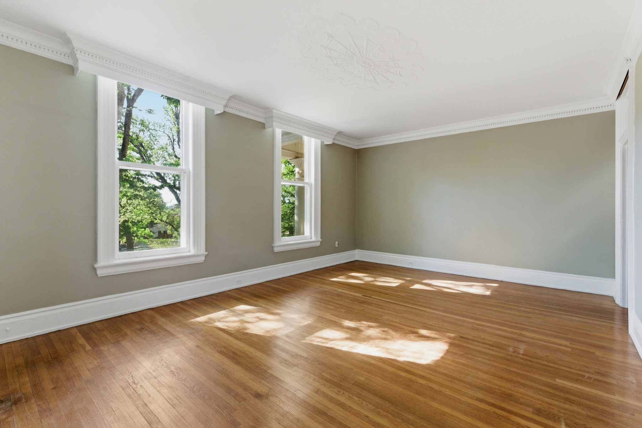 444 Bowling Avenue Nashville TN 37205