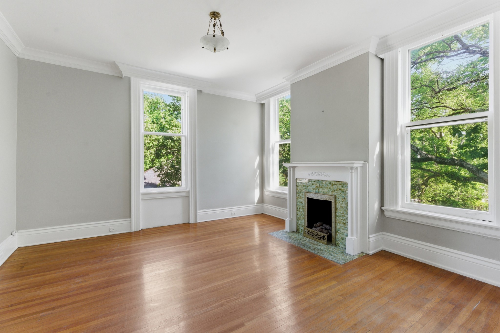 444 Bowling Avenue Nashville TN 37205