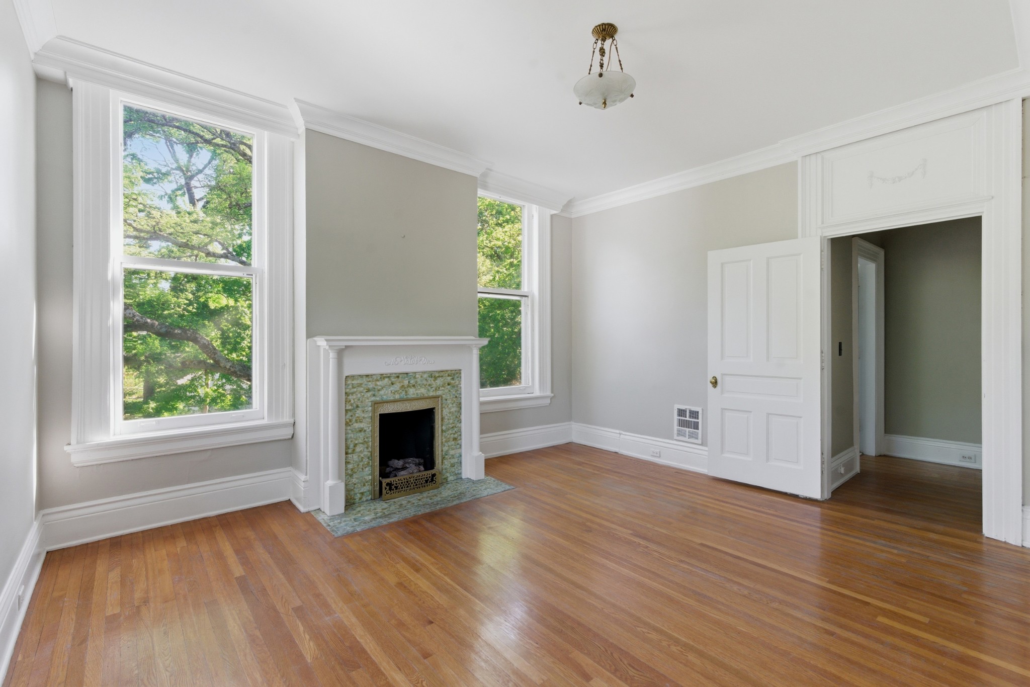 444 Bowling Avenue Nashville TN 37205
