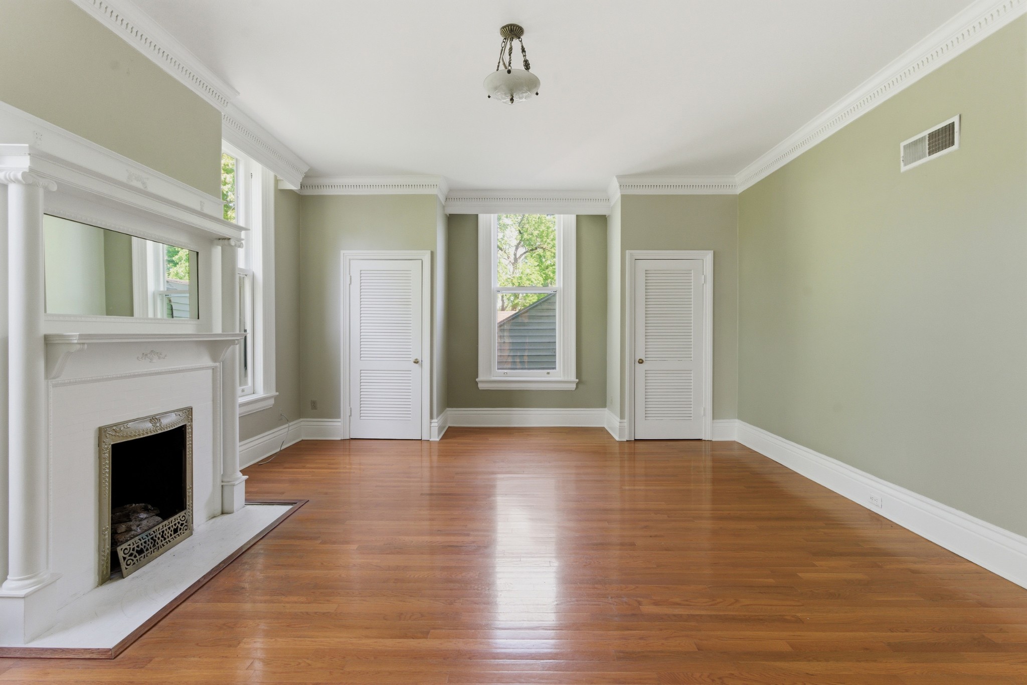 444 Bowling Avenue Nashville TN 37205