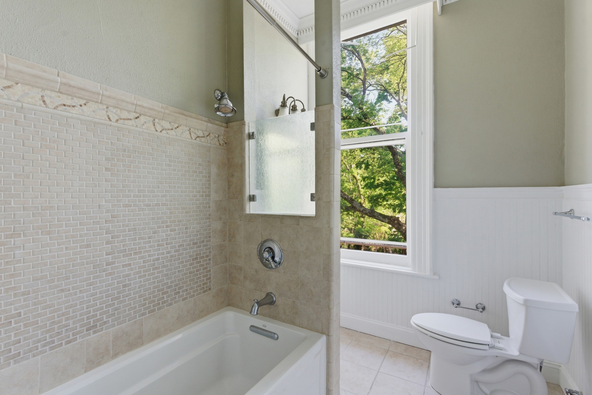444 Bowling Avenue Nashville TN 37205