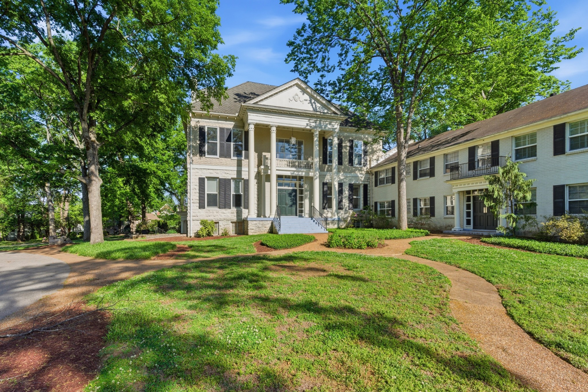 444 Bowling Avenue Nashville TN 37205