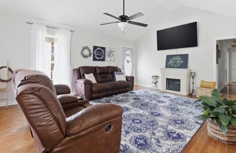 138 Poplar View Lane Huntland TN 37345