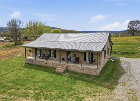 138 Poplar View Lane Huntland TN 37345