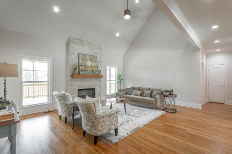 2212 Peterson Drive Chattanooga TN 37421