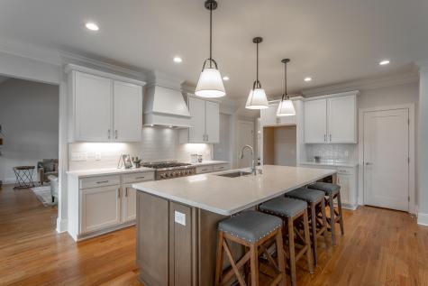 2212 Peterson Drive Chattanooga TN 37421