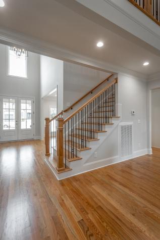 2212 Peterson Drive Chattanooga TN 37421