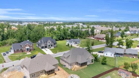 2212 Peterson Drive Chattanooga TN 37421