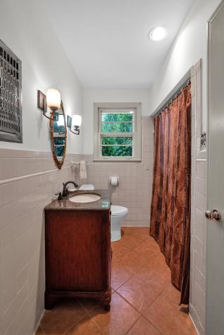 2521 Meadowood Drive Nashville TN 37214