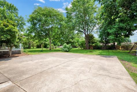2521 Meadowood Drive Nashville TN 37214