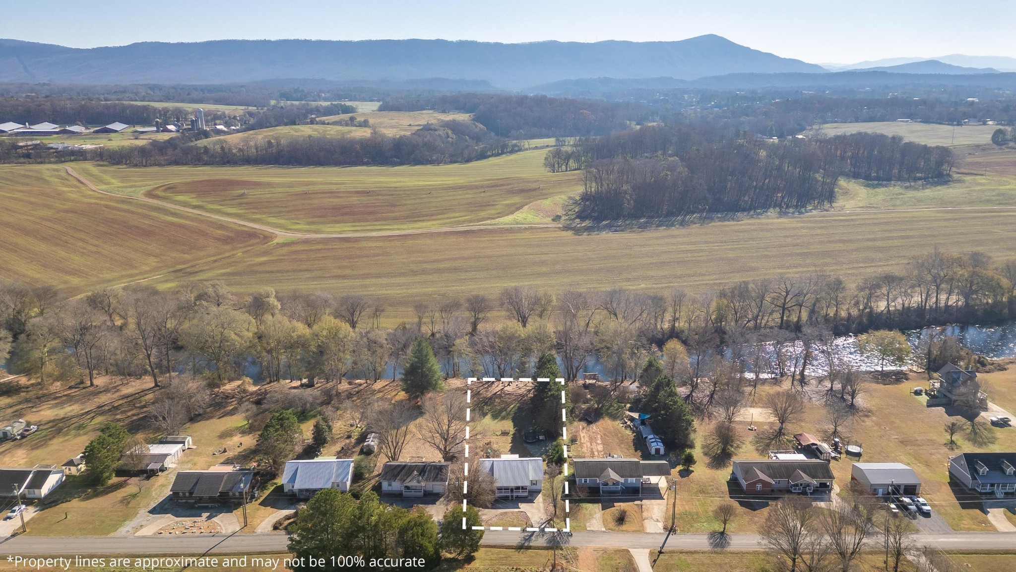 316 Circle R Drive Benton TN 37307