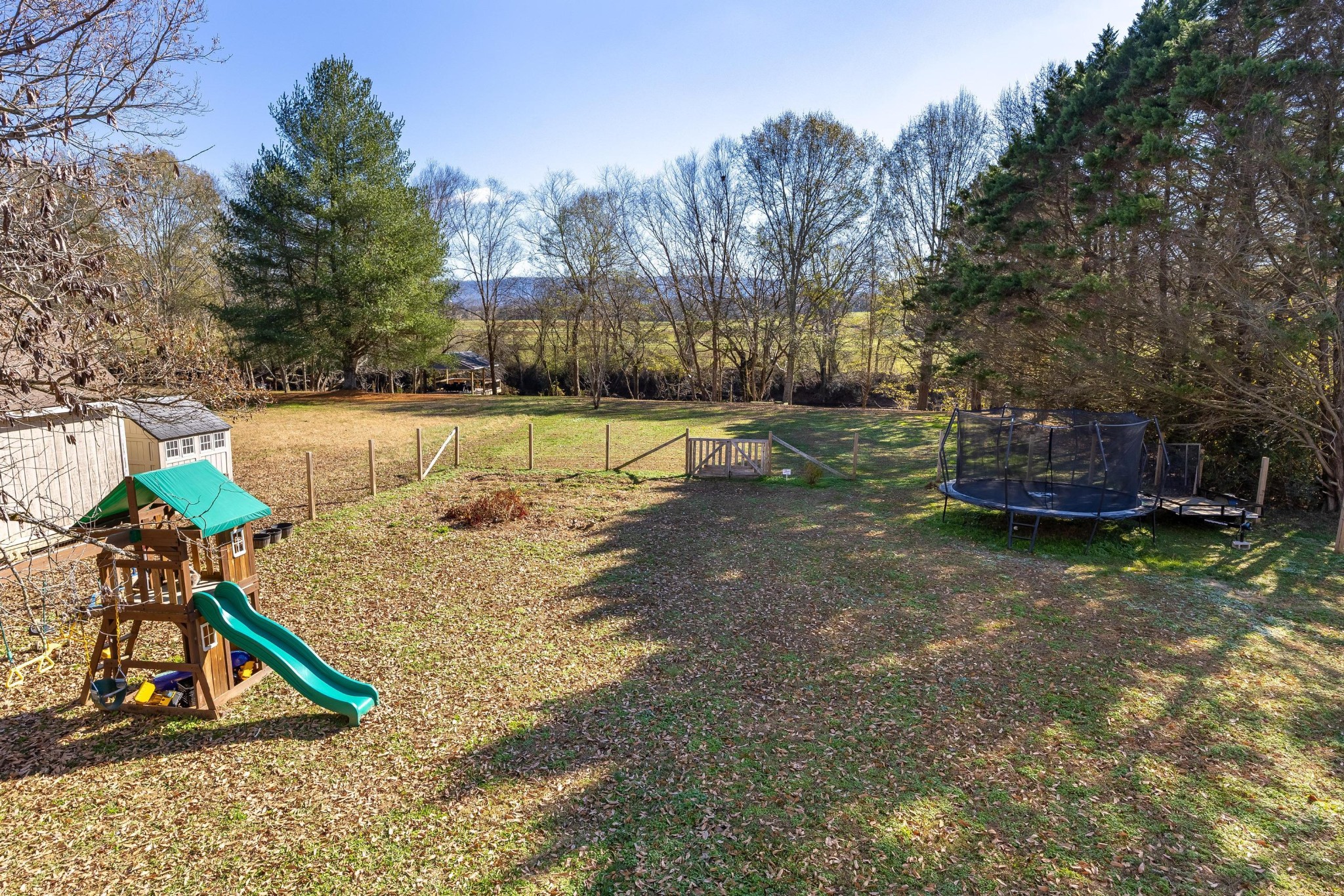 316 Circle R Drive Benton TN 37307