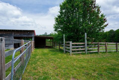802 Drake Lane Summertown TN 38483