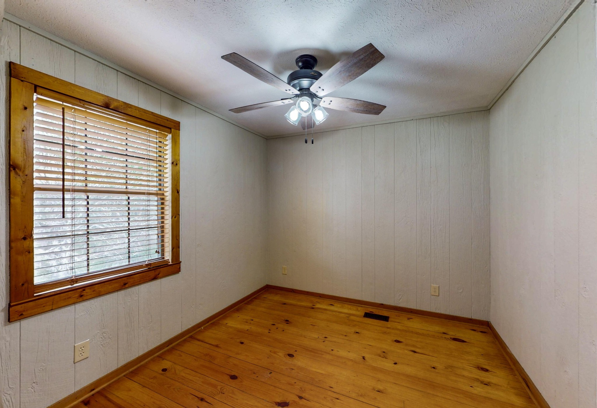 175 Riverbend Trail, NE Charleston TN 37310