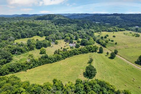 160 Sinking Creek Road Petersburg TN 37144