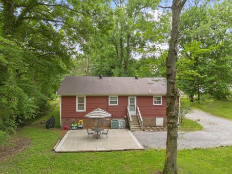 2030 Old Greenbrier Pike Greenbrier TN 37073