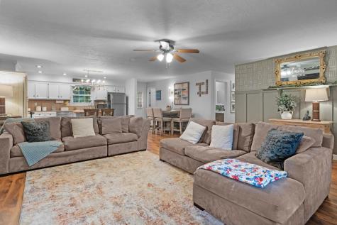 2030 Old Greenbrier Pike Greenbrier TN 37073