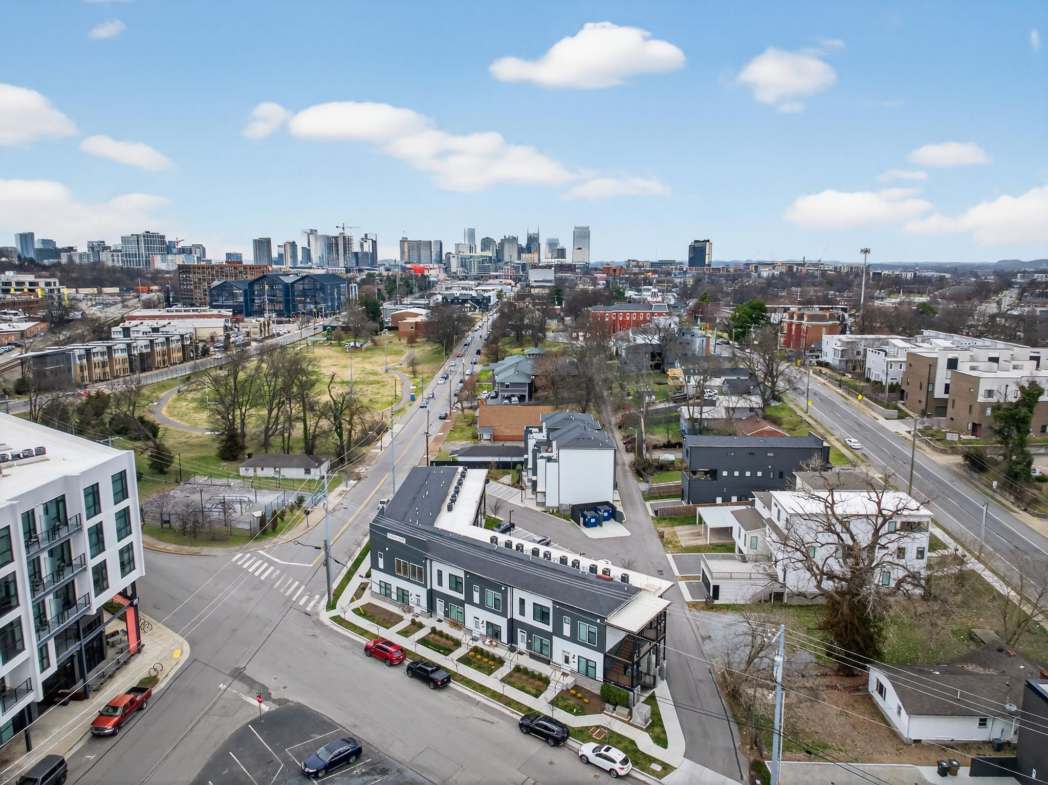 1272 3rd Ave, S Nashville TN 37210