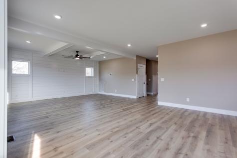 2259 Les Robinson Road Columbia TN 38401