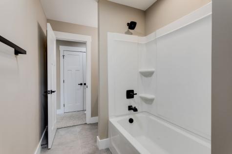 2259 Les Robinson Road Columbia TN 38401