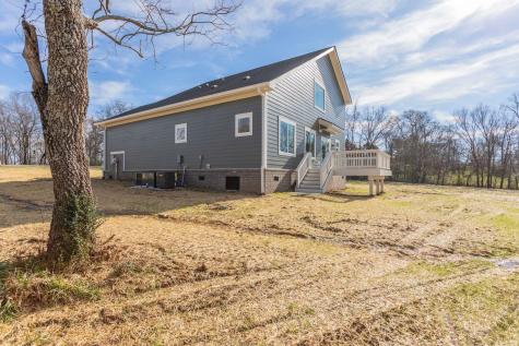 2259 Les Robinson Road Columbia TN 38401
