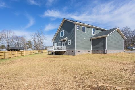 2259 Les Robinson Road Columbia TN 38401